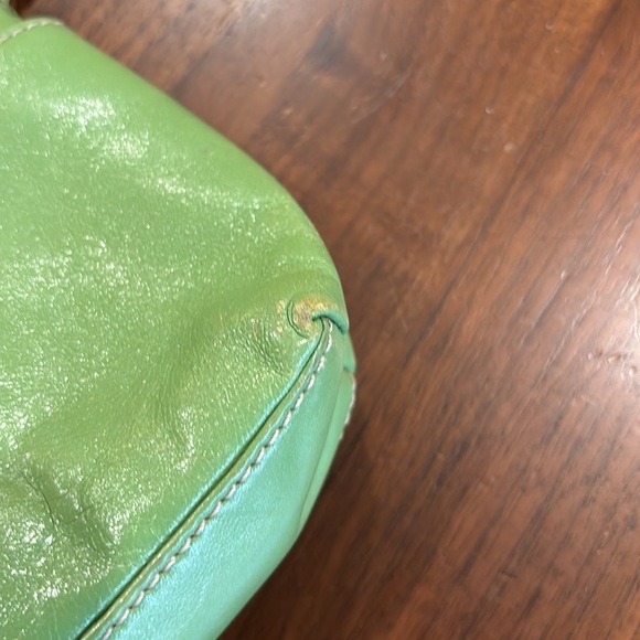 💚💕Kate Spade Wristlet/ Shoulder Bag (convertible)💚💕 - Picture 5 of 7